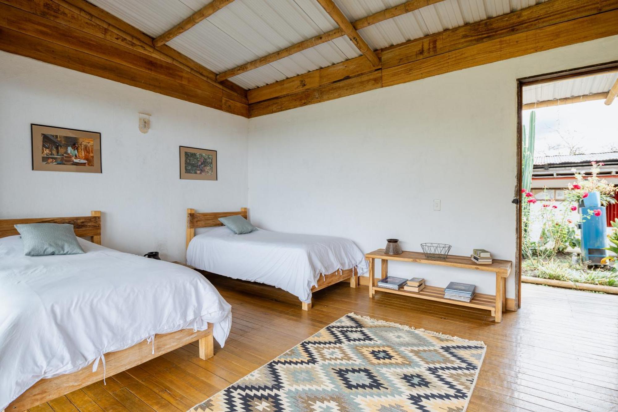 Hotel El Fenix Coffee Calarcá Zewnętrze zdjęcie